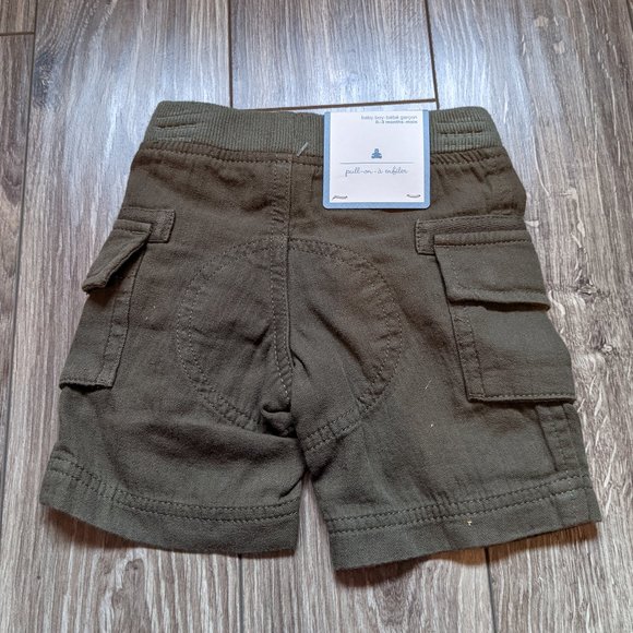 [KIDS 2/$30] NWT Baby (0-3M) - GAP Cargo Shorts - Picture 2 of 5